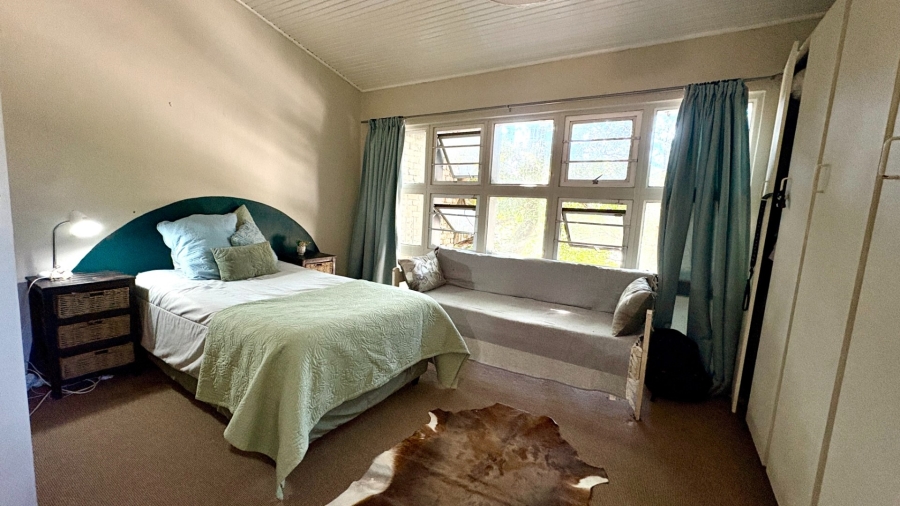 To Let 4 Bedroom Property for Rent in Bonza Bay Eastern Cape